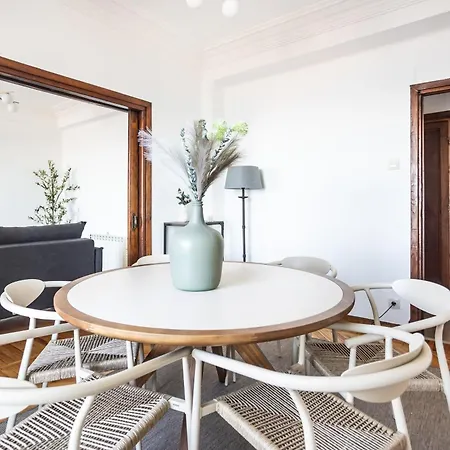 Escalera 10 - Vut4693as * Gijón