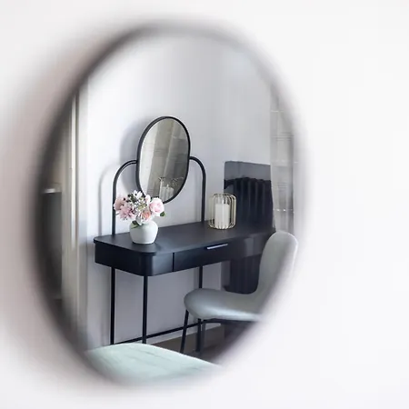 Escalera 10 - Vut4693as Apartman